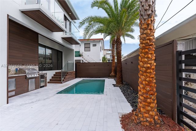 5601 N Ocean Dr, Hollywood, FL 33019