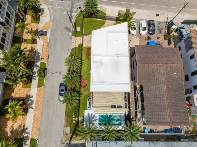 5601 N Ocean Dr, Hollywood, FL 33019