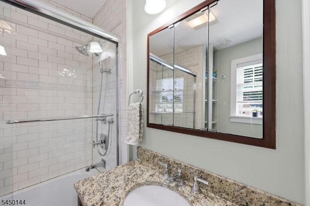 7 Henderson St, Passaic City, NJ 07055