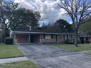 1130 CROWN Drive, Jacksonville, FL 32221