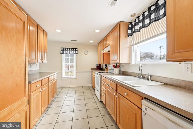1150 LITTLE CREEK RD, Chester, MD 21619