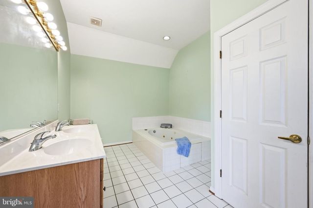 1150 LITTLE CREEK RD, Chester, MD 21619