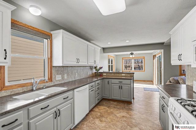 2620 SW 15th Street, Lincoln, NE 68522