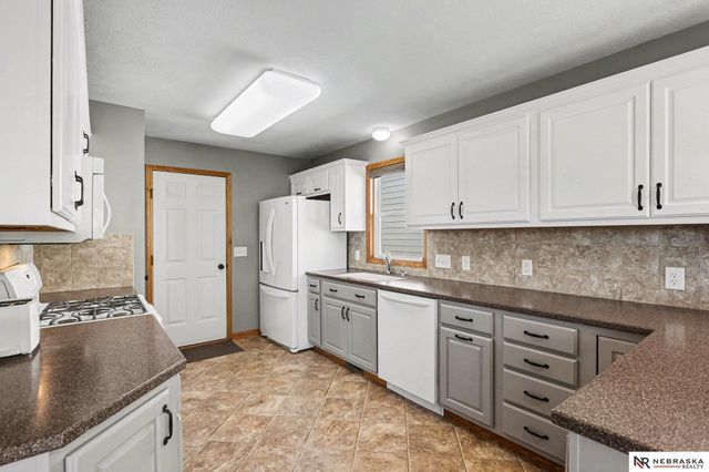 2620 SW 15th Street, Lincoln, NE 68522