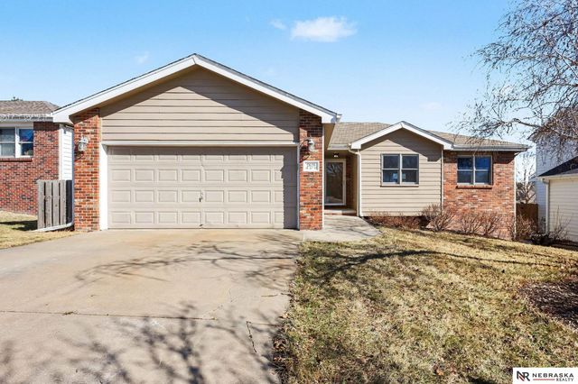 2620 SW 15th Street, Lincoln, NE 68522