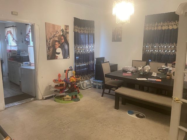 13 Stafford St, Boston, MA 02119