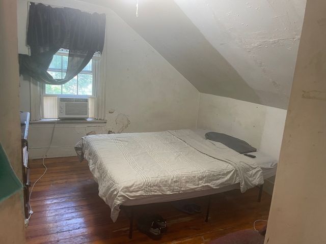 13 Stafford St, Boston, MA 02119