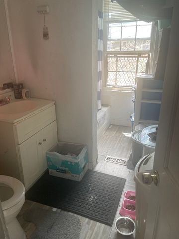 13 Stafford St, Boston, MA 02119