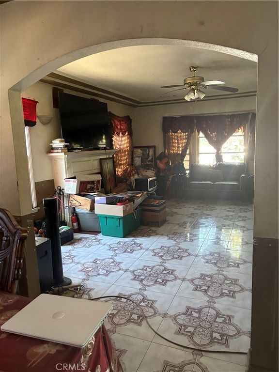 450 E 70th, Los Angeles, CA 90003 — photo 2