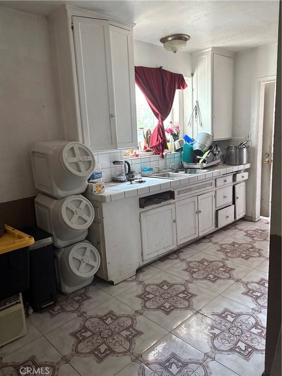 450 E 70th, Los Angeles, CA 90003 — photo 5