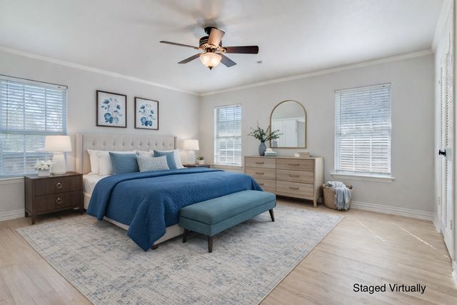 806 Knott Place, Dallas, TX 75208