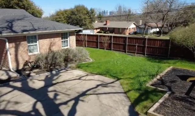 806 Knott Place, Dallas, TX 75208