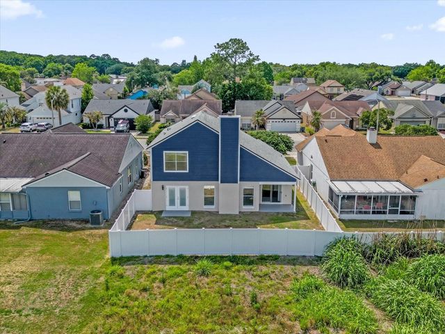 595 QUEENSBRIDGE DRIVE, Lake Mary, FL 32746