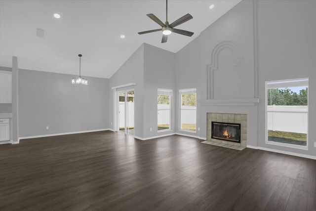595 QUEENSBRIDGE DRIVE, Lake Mary, FL 32746