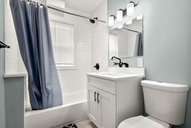 389 Centre St 1, Boston, MA 02122