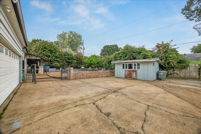 5911 MACLEOD DR, Memphis, TN 38119