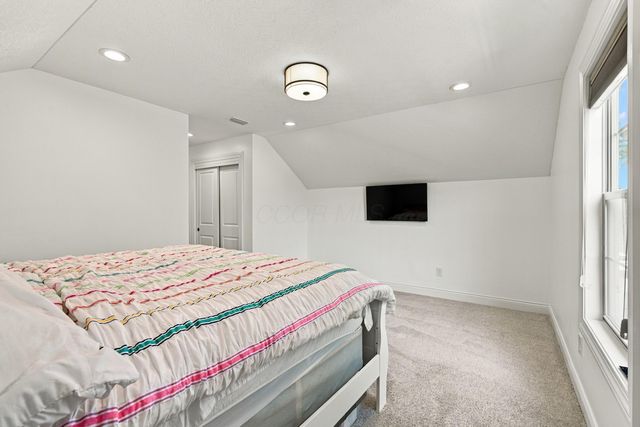 6034 Ludwig Street, Powell, OH 43065
