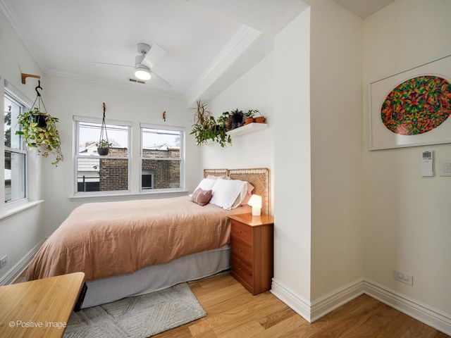 2537 N HAMLIN Avenue 1N, Chicago, IL 60647