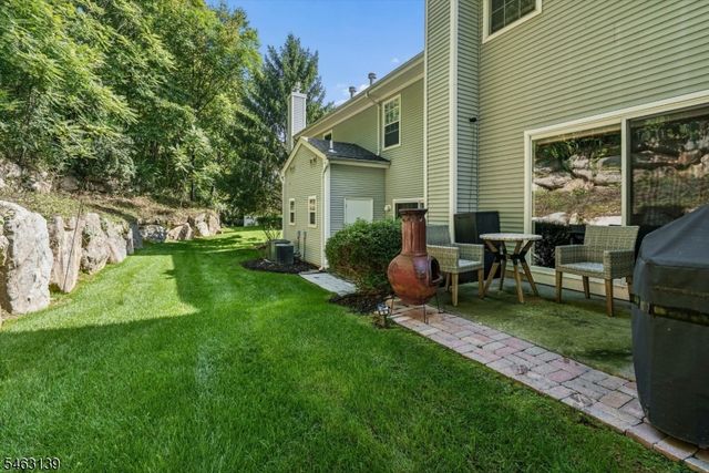 118 Brookside Ln, Mount Arlington Boro, NJ 07856