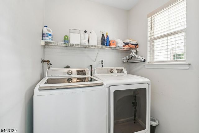 118 Brookside Ln, Mount Arlington Boro, NJ 07856