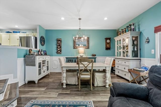 118 Brookside Ln, Mount Arlington Boro, NJ 07856