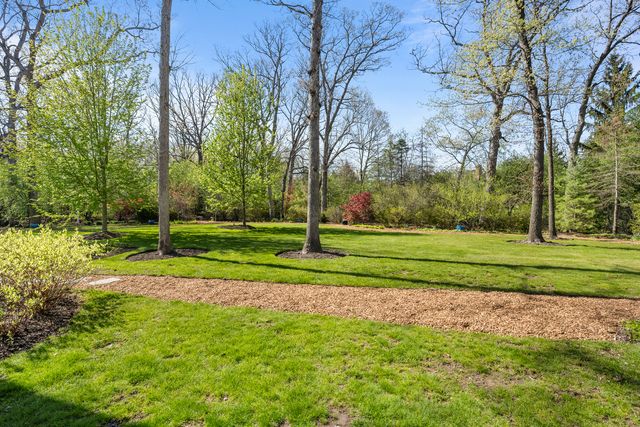 1970 Windridge Drive, Lake Forest, IL 60045