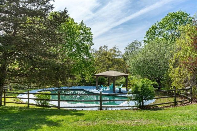 99 Moseman Avenue, Katonah, NY 10536
