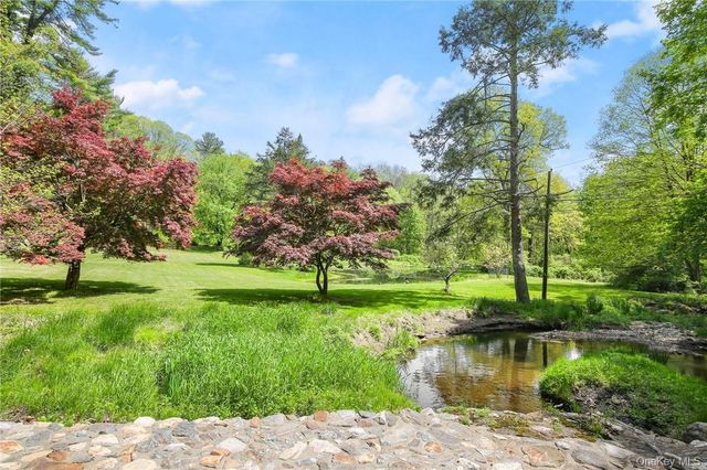 99 Moseman Avenue, Katonah, NY 10536