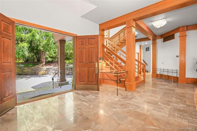 99 Moseman Avenue, Katonah, NY 10536