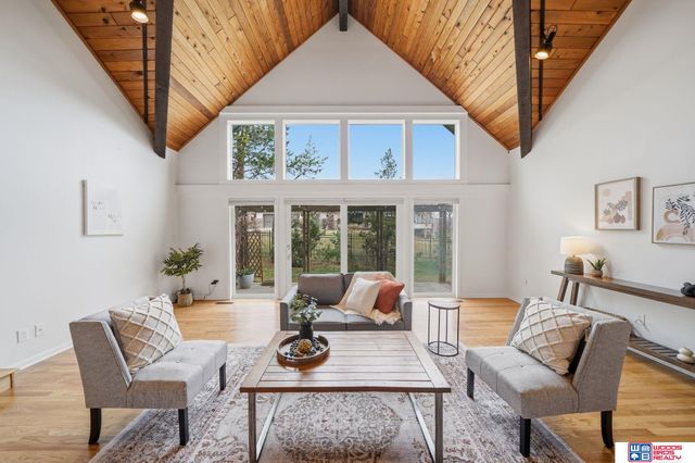 6030 Minter Lane, Lincoln, NE 68516