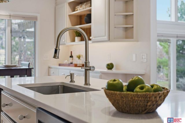 6030 Minter Lane, Lincoln, NE 68516