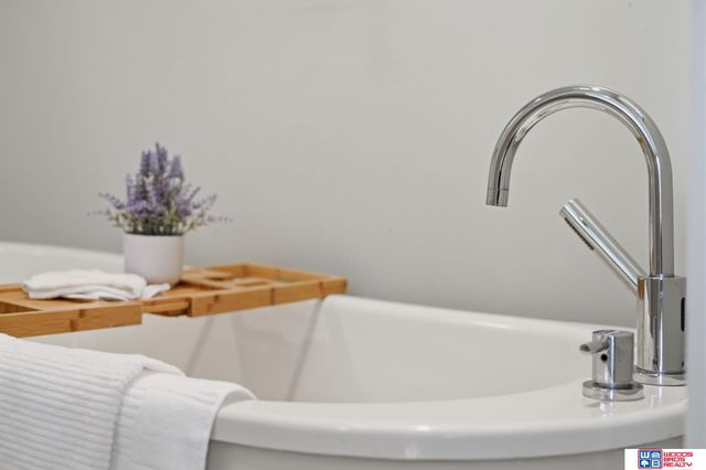 6030 Minter Lane, Lincoln, NE 68516