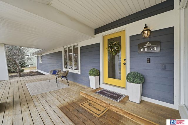 6030 Minter Lane, Lincoln, NE 68516