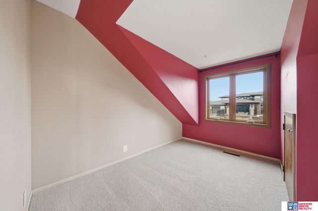 6030 Minter Lane, Lincoln, NE 68516