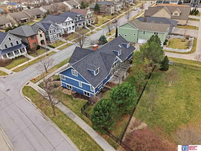 6030 Minter Lane, Lincoln, NE 68516