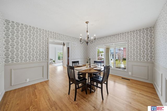 6030 Minter Lane, Lincoln, NE 68516