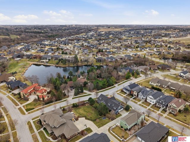 6030 Minter Lane, Lincoln, NE 68516