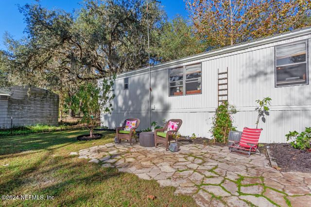 112 VIOLET Circle, Interlachen, FL 32148