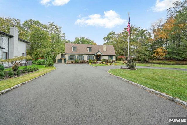 14 Weinmanns Boulevard, Wayne, NJ 07470