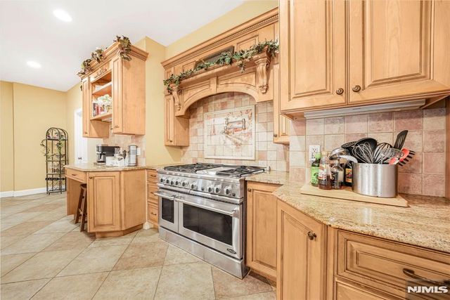 14 Weinmanns Boulevard, Wayne, NJ 07470