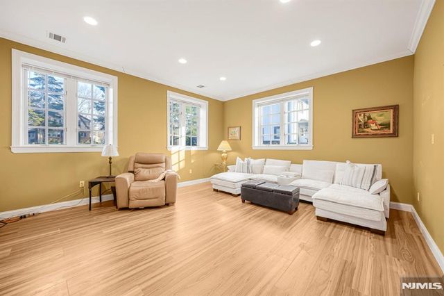 14 Weinmanns Boulevard, Wayne, NJ 07470