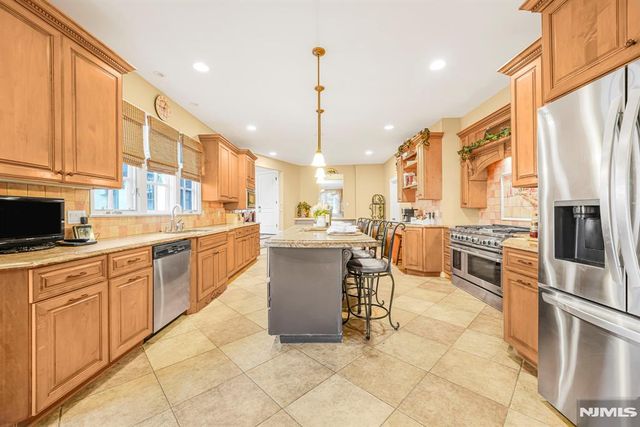 14 Weinmanns Boulevard, Wayne, NJ 07470