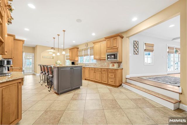 14 Weinmanns Boulevard, Wayne, NJ 07470