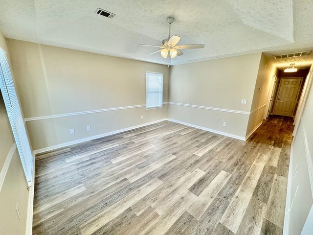 66 Ryan Loop, Phenix City, AL 36869