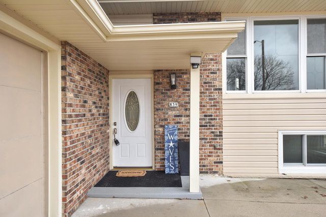 839 Park AVENUE, Oostburg, WI 53070