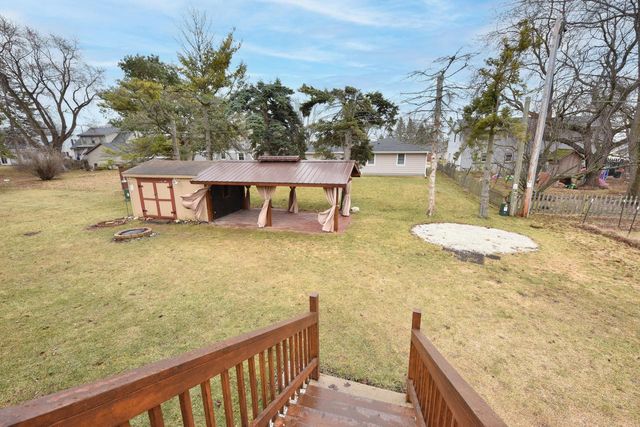 839 Park AVENUE, Oostburg, WI 53070