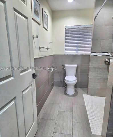 21524 SW 89th Path, Cutler Bay, FL 33189