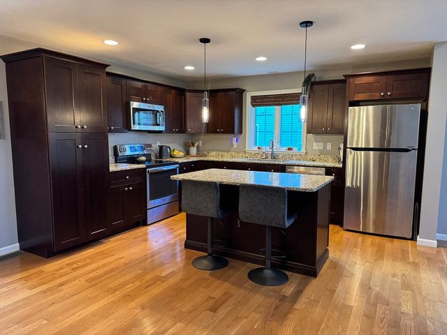 2 Riley Rd B, Lunenburg, MA 01462