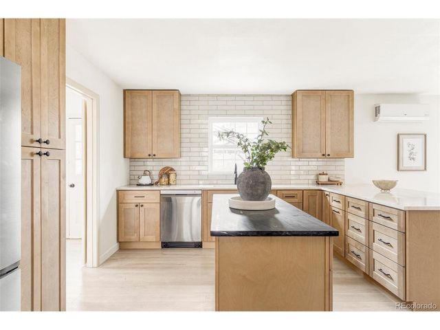 3931 S Hillcrest Dr, Denver, CO 80237