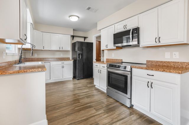 5710 Green Timbers Drive, Humble, TX 77346